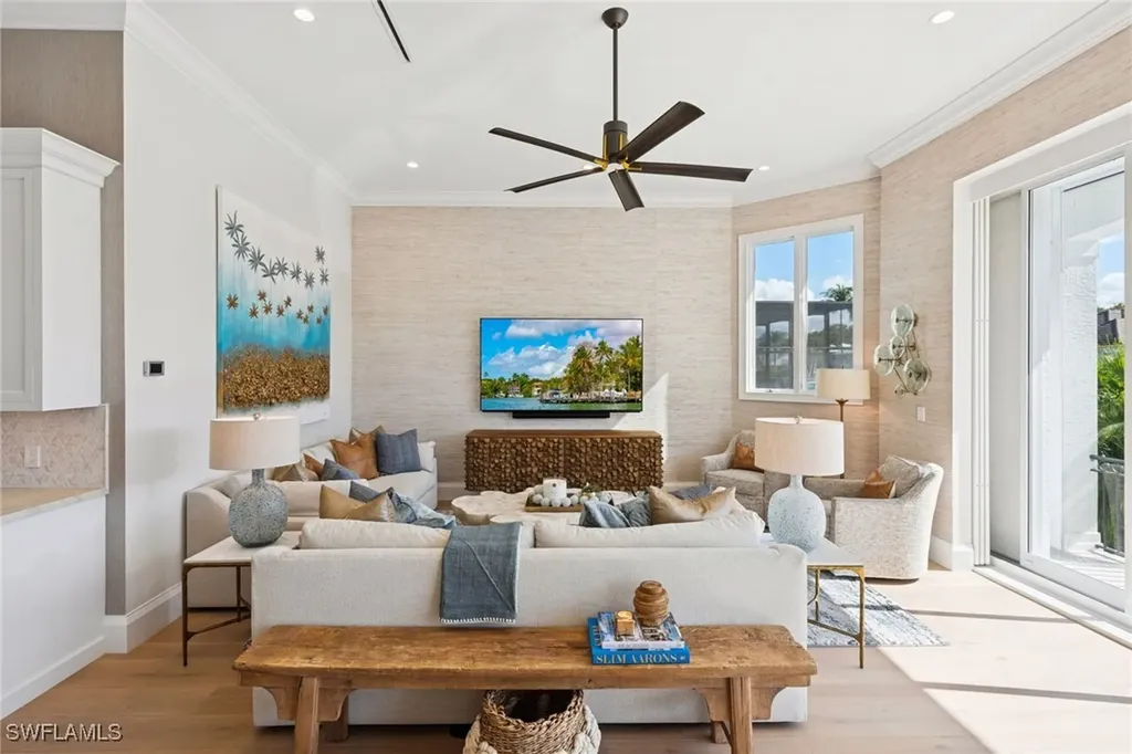 470 17th Avenue S Naples FL 34102