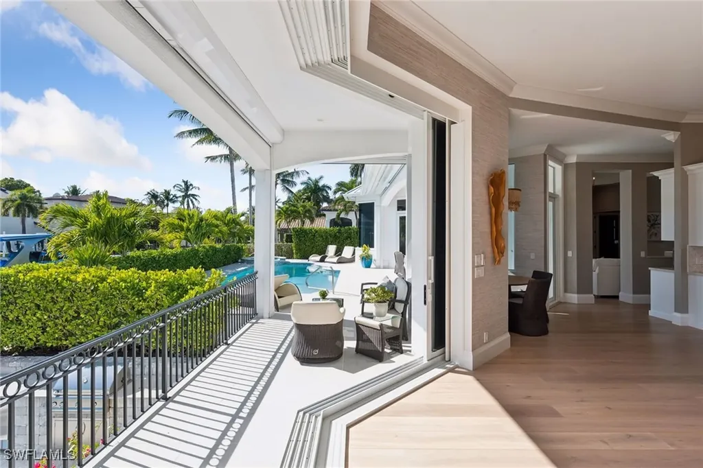 470 17th Avenue S Naples FL 34102