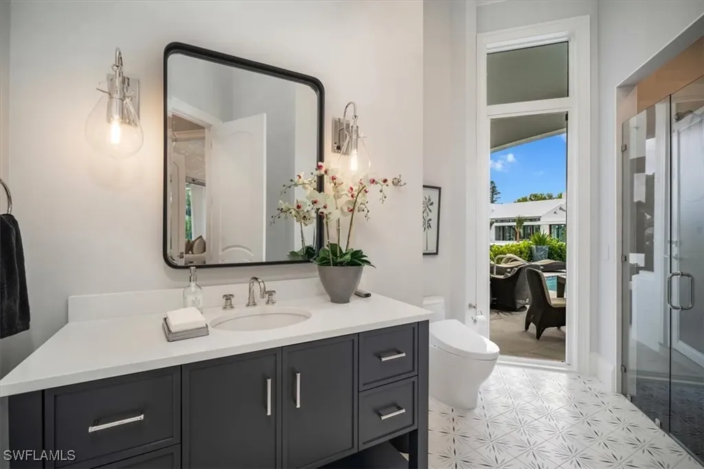 470 17th Avenue S Naples FL 34102