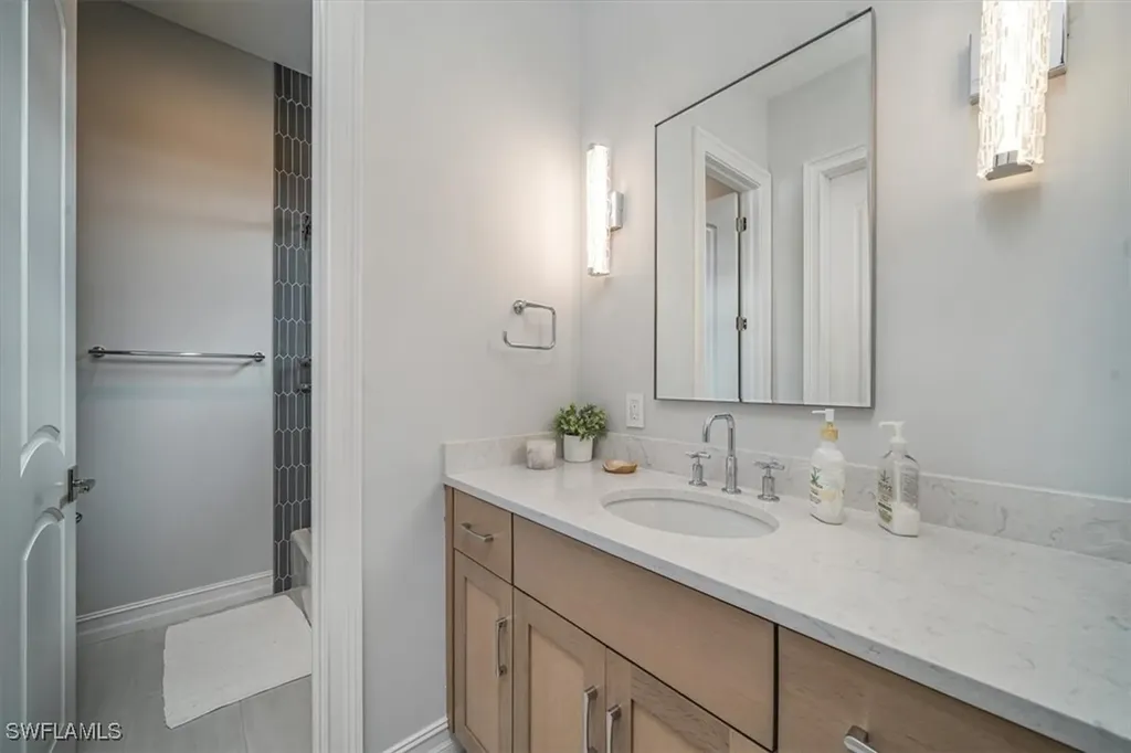 470 17th Avenue S Naples FL 34102