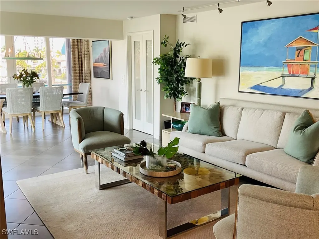 355 Park Shore Drive Naples FL 34103