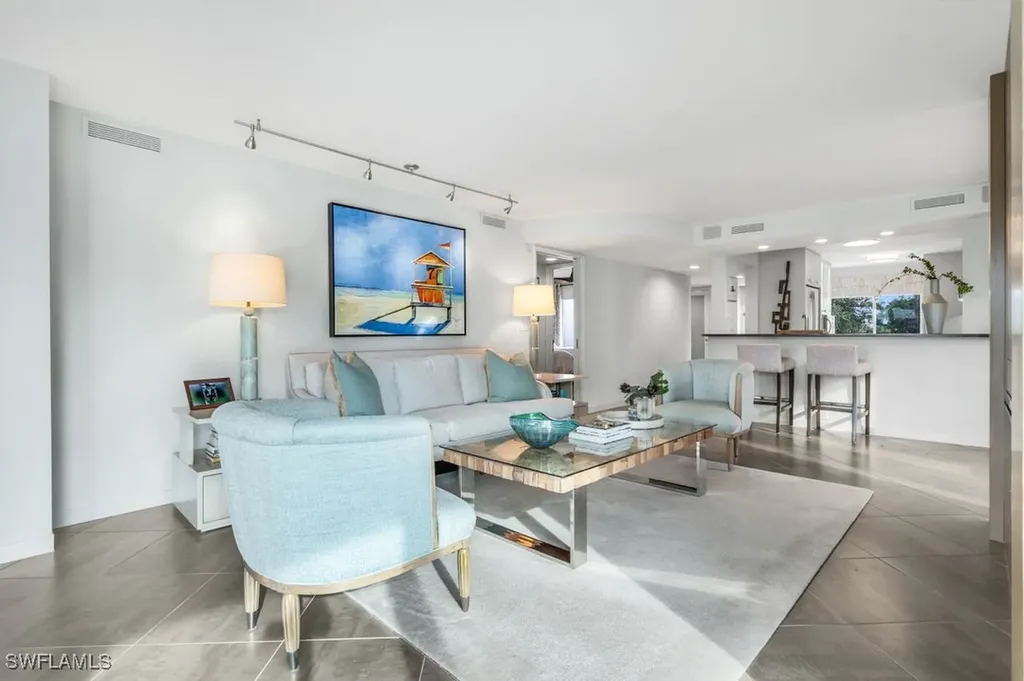 355 Park Shore Drive Naples FL 34103