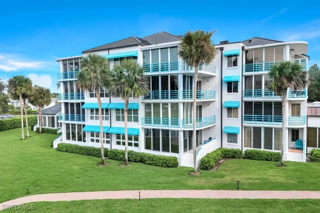 355 Park Shore Drive Naples FL 34103