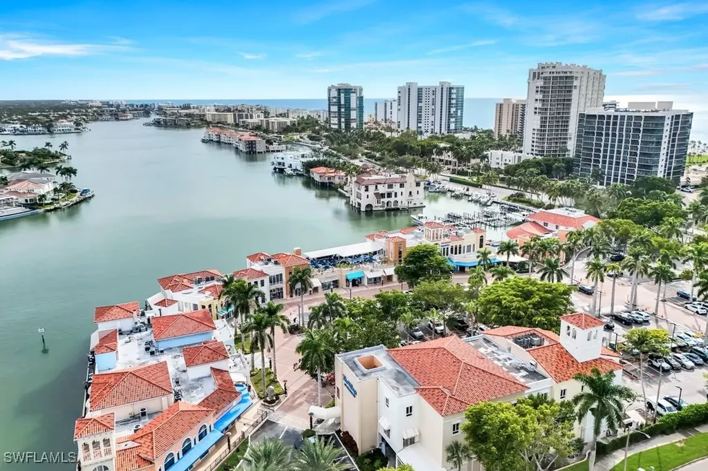 355 Park Shore Drive Naples FL 34103