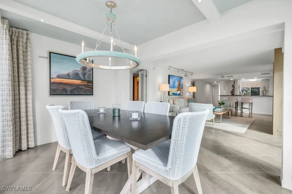355 Park Shore Drive Naples FL 34103