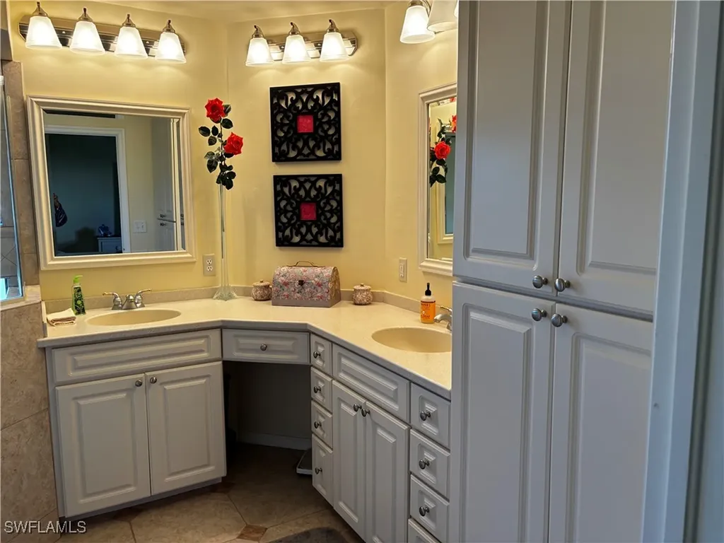 649 Beachwalk Circle Naples FL 34108