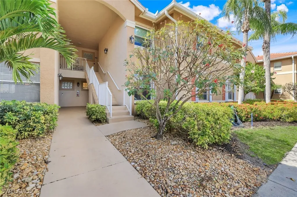 6930 Huntington Lakes Circle Naples FL 34119
