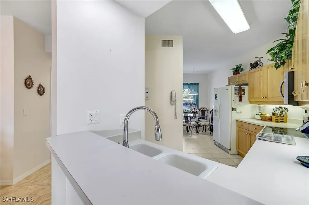 6930 Huntington Lakes Circle Naples FL 34119