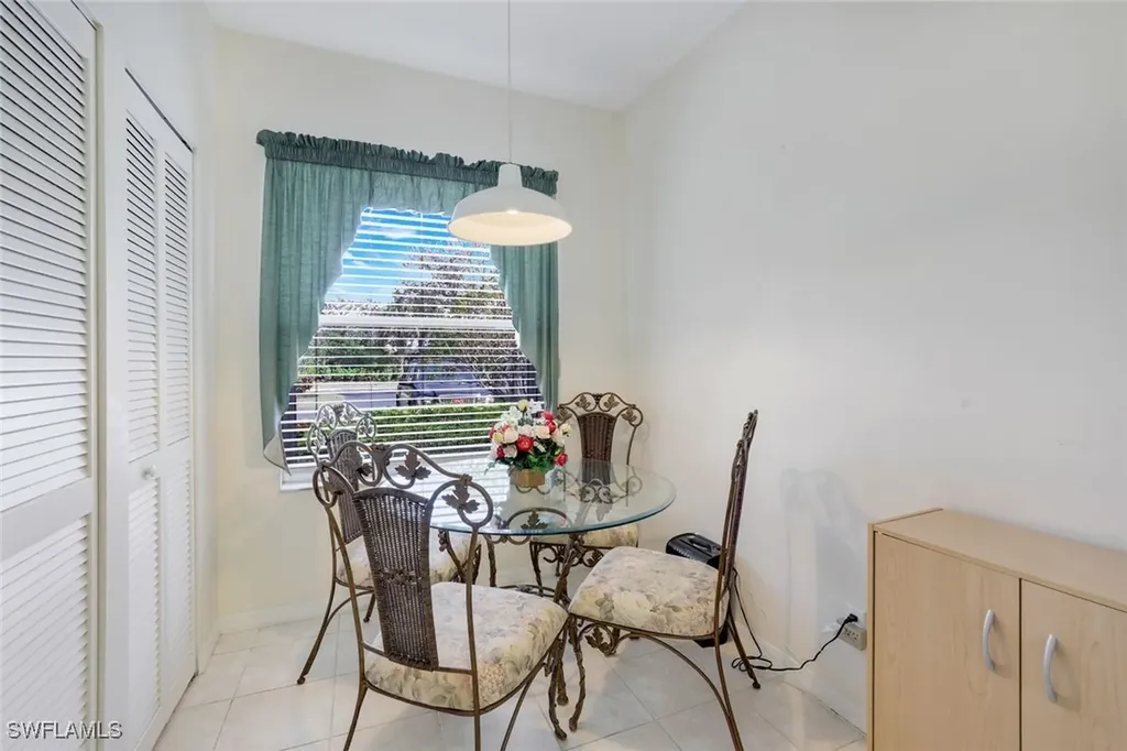 6930 Huntington Lakes Circle Naples FL 34119