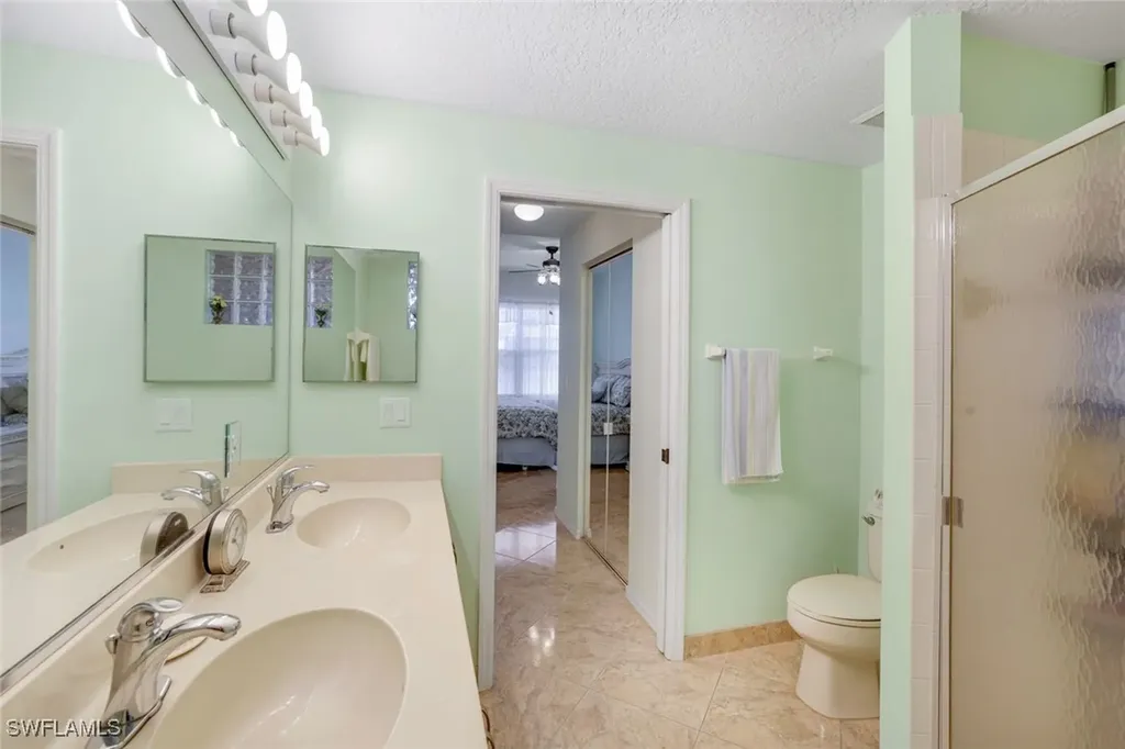 6930 Huntington Lakes Circle Naples FL 34119