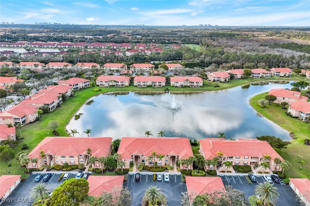 6930 Huntington Lakes Circle Naples FL 34119