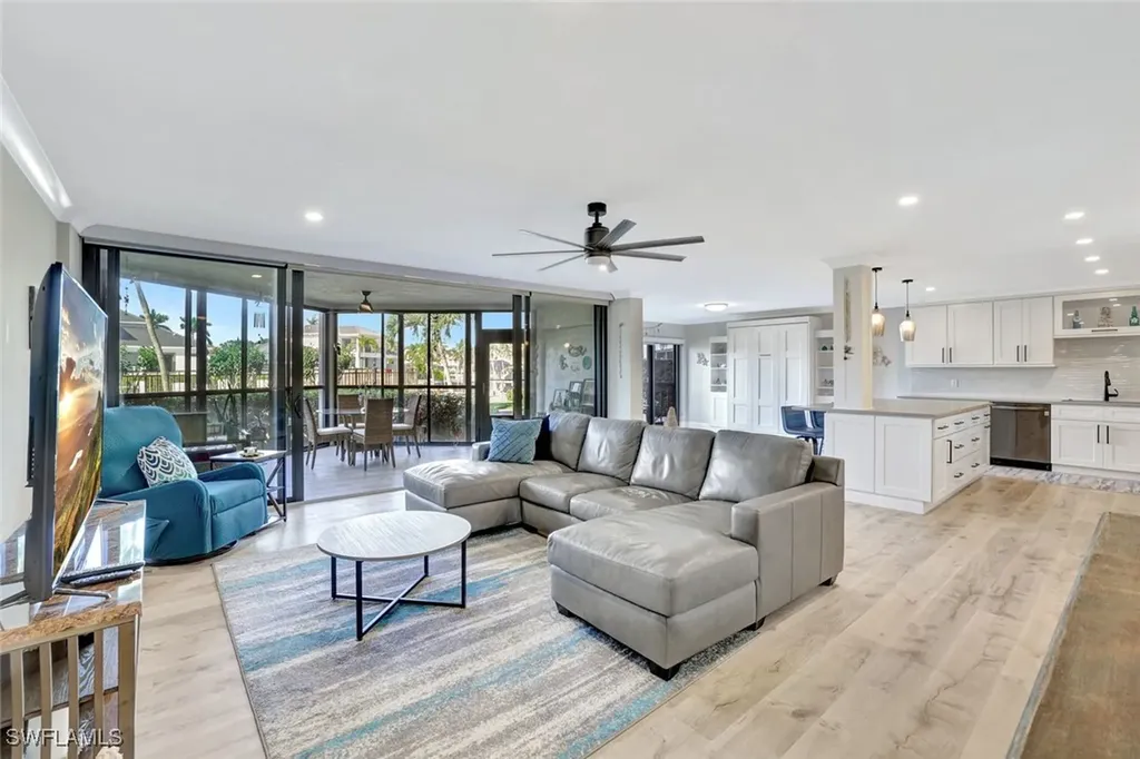 845 Collier Court Marco Island FL 34145