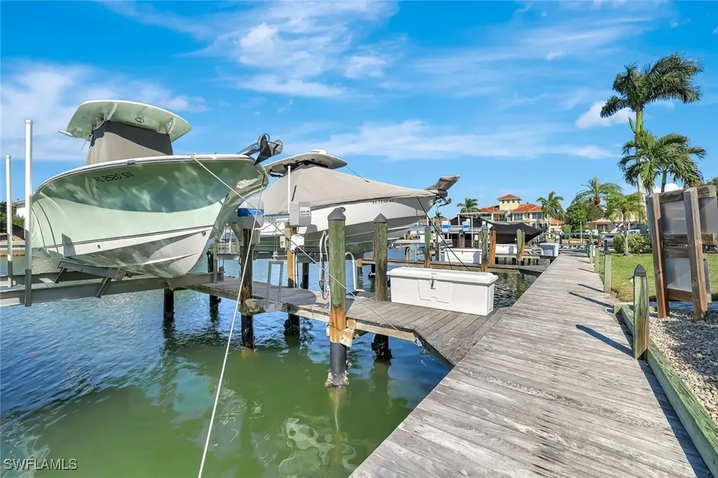 845 Collier Court Marco Island FL 34145