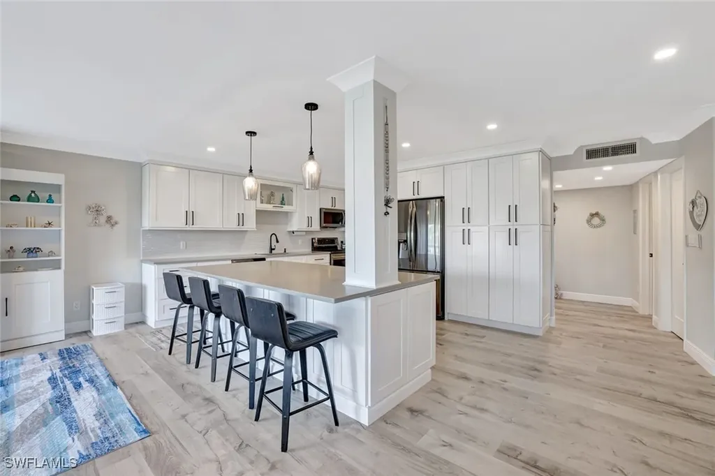 845 Collier Court Marco Island FL 34145