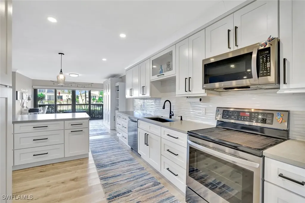 845 Collier Court Marco Island FL 34145