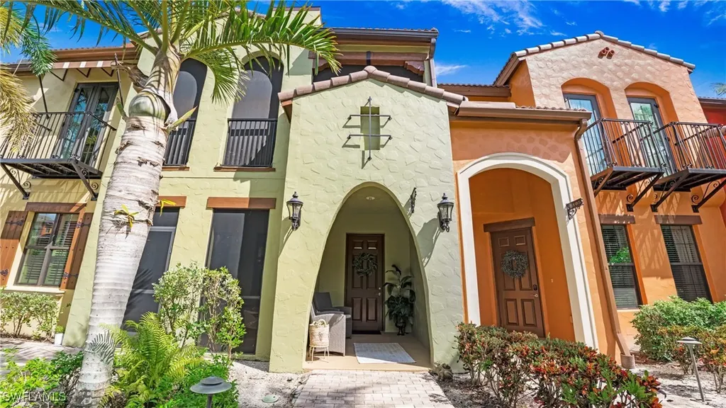 9066 Albion Lane N Naples FL 34113