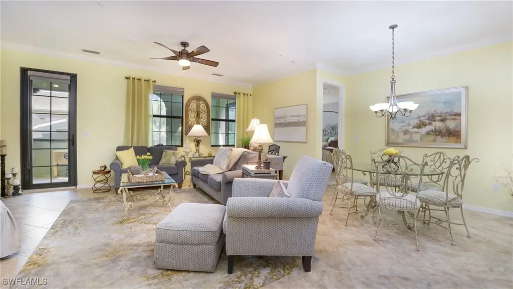 9066 Albion Lane N Naples FL 34113