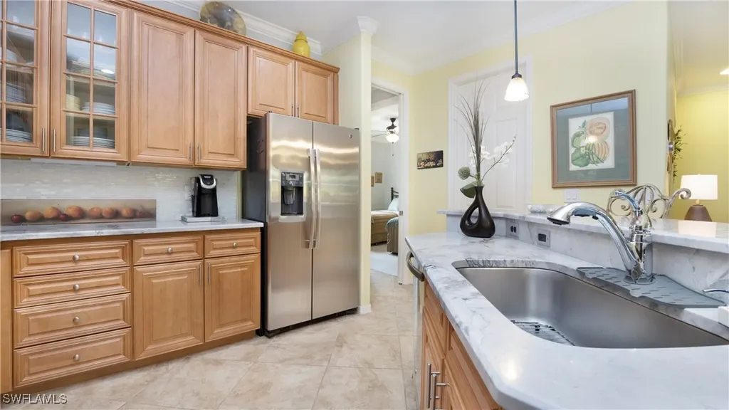 9066 Albion Lane N Naples FL 34113