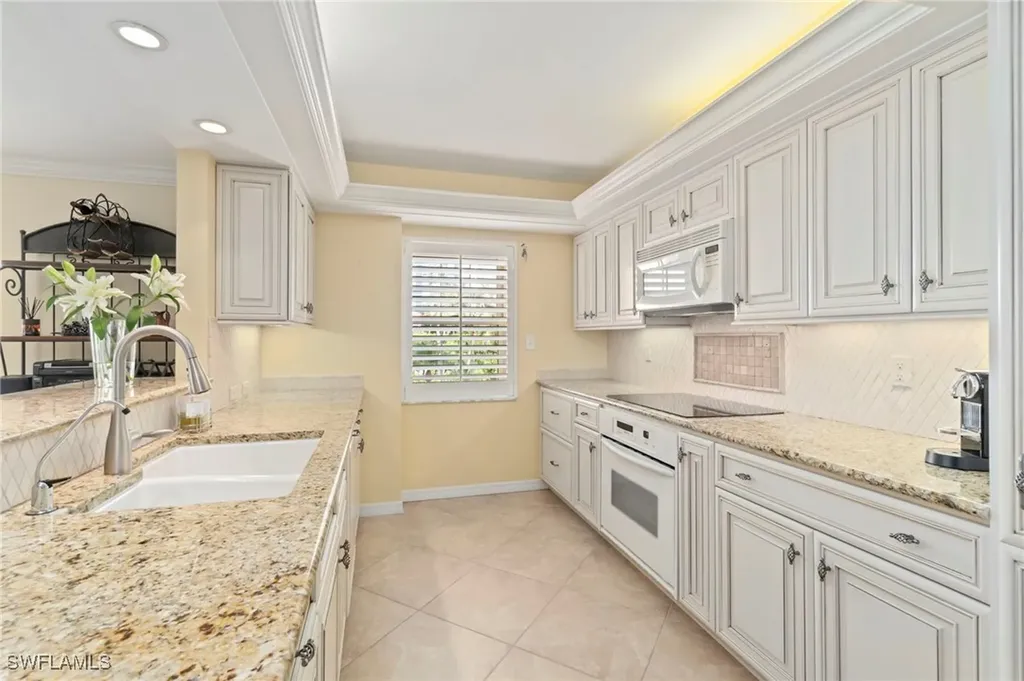 3483 Gulf Shore Boulevard N Naples FL 34103