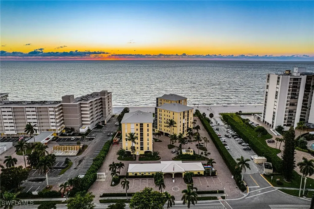 3483 Gulf Shore Boulevard N Naples FL 34103