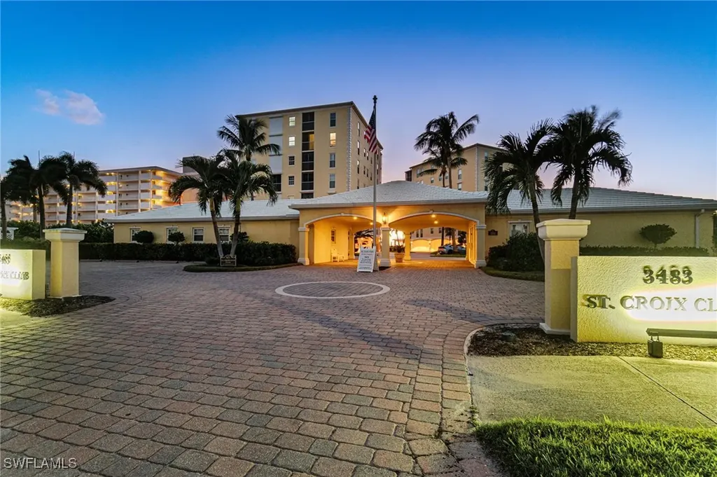 3483 Gulf Shore Boulevard N Naples FL 34103