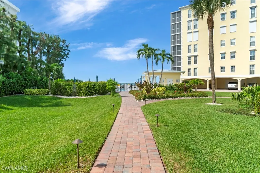 3483 Gulf Shore Boulevard N Naples FL 34103