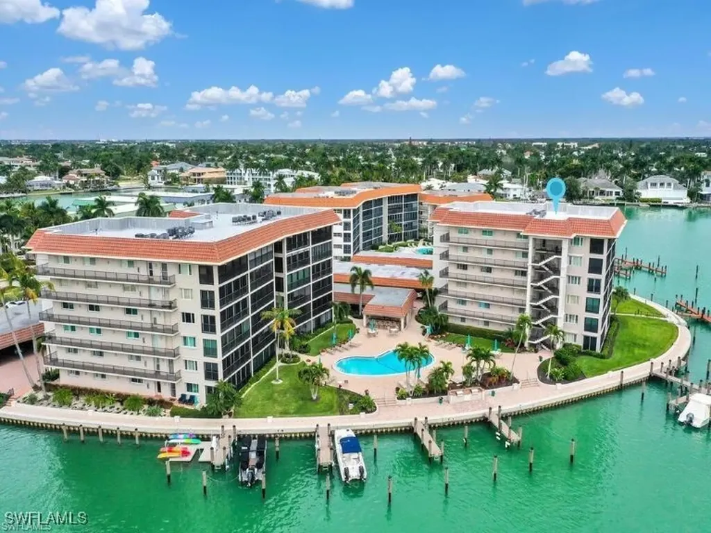 222 Harbour Drive Naples FL 34103