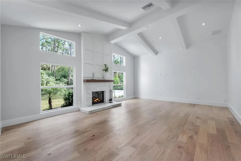 5253 Sycamore Drive Naples FL 34119