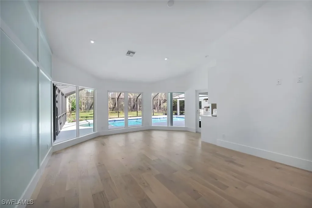 5253 Sycamore Drive Naples FL 34119