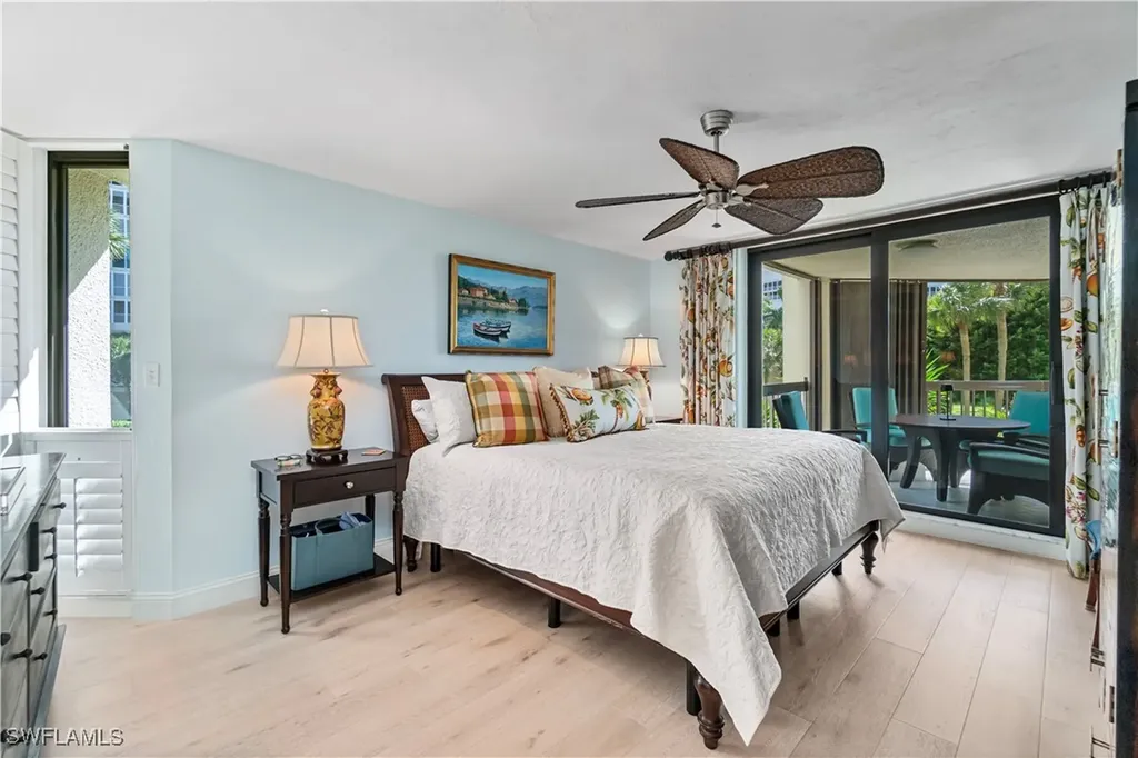 4551 Gulf Shore Boulevard N Naples FL 34103