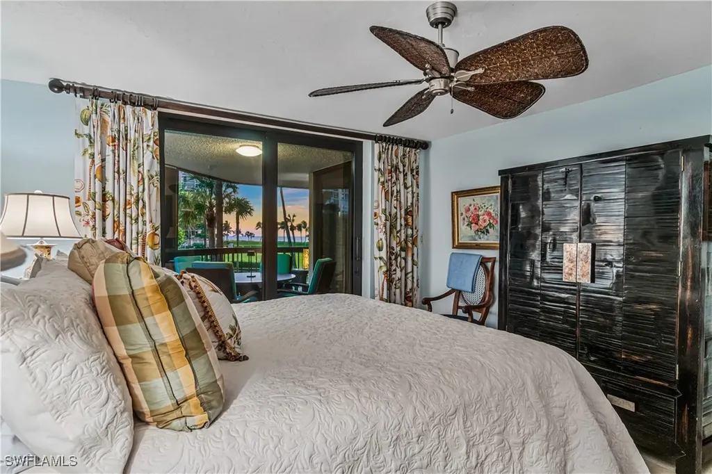 4551 Gulf Shore Boulevard N Naples FL 34103