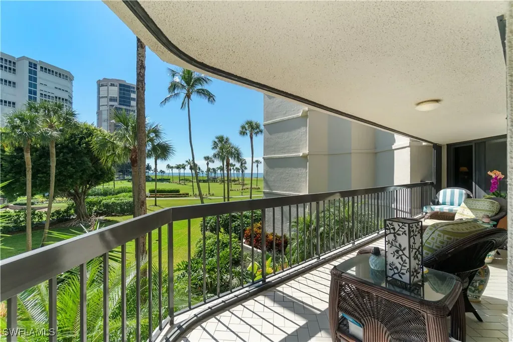 4551 Gulf Shore Boulevard N Naples FL 34103