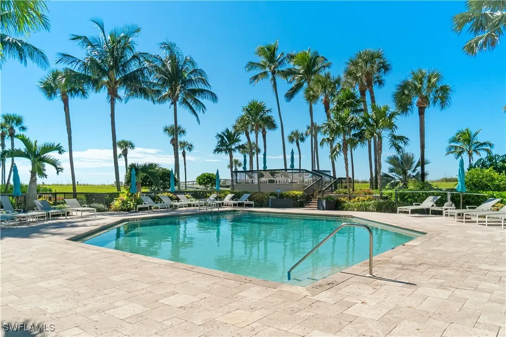 4551 Gulf Shore Boulevard N Naples FL 34103