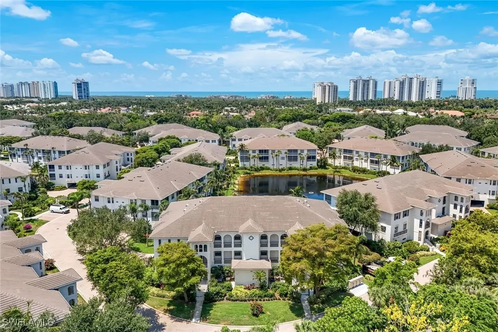 795 Bentwater Circle Naples FL 34108