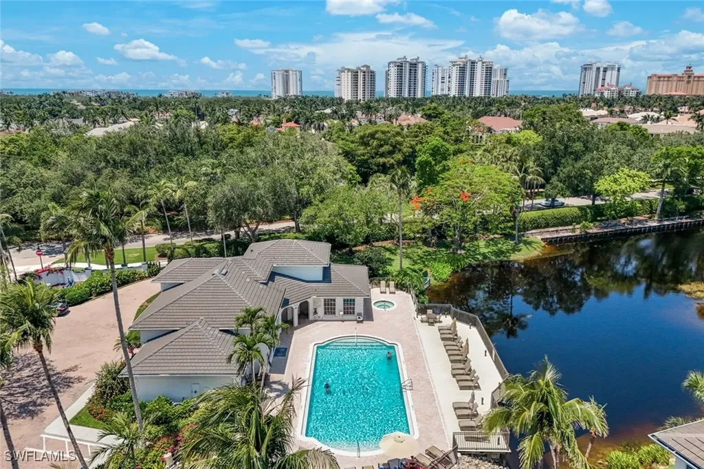 795 Bentwater Circle Naples FL 34108