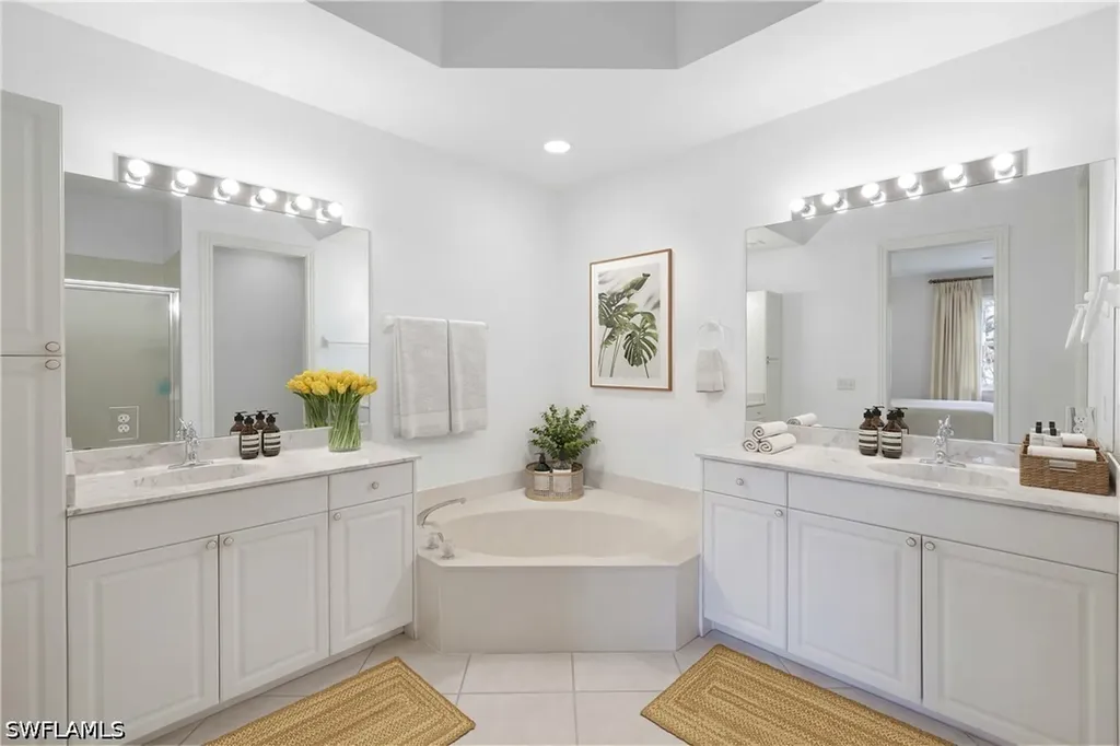 795 Bentwater Circle Naples FL 34108