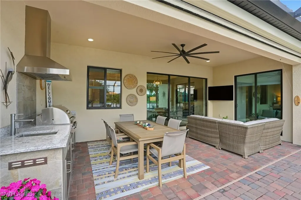 28043 Foxrock Court Bonita Springs FL 34135