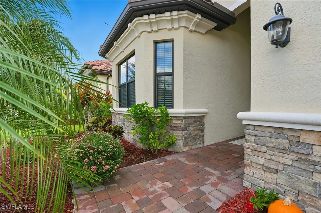 28043 Foxrock Court Bonita Springs FL 34135