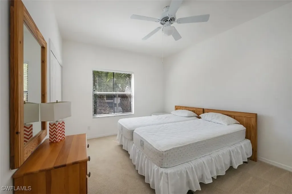 200 Vintage Circle Naples FL 34119
