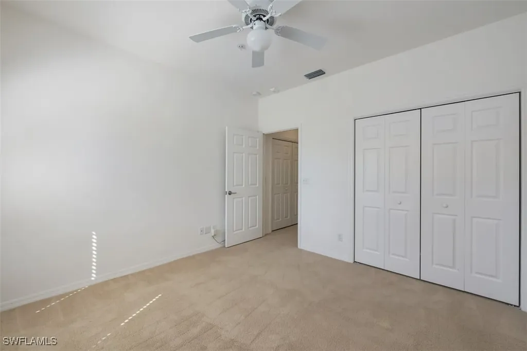 200 Vintage Circle Naples FL 34119