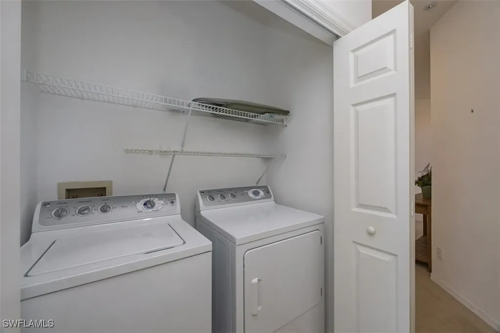 200 Vintage Circle Naples FL 34119