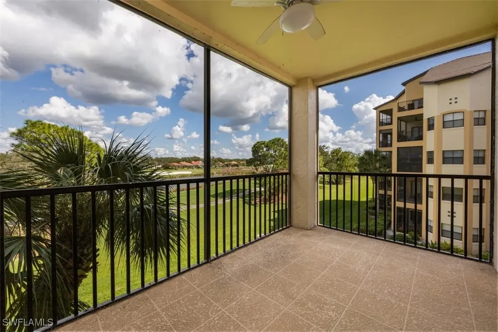 200 Vintage Circle Naples FL 34119