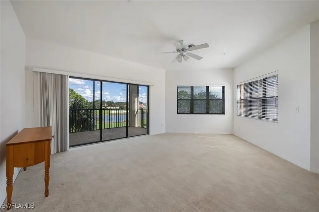 200 Vintage Circle Naples FL 34119