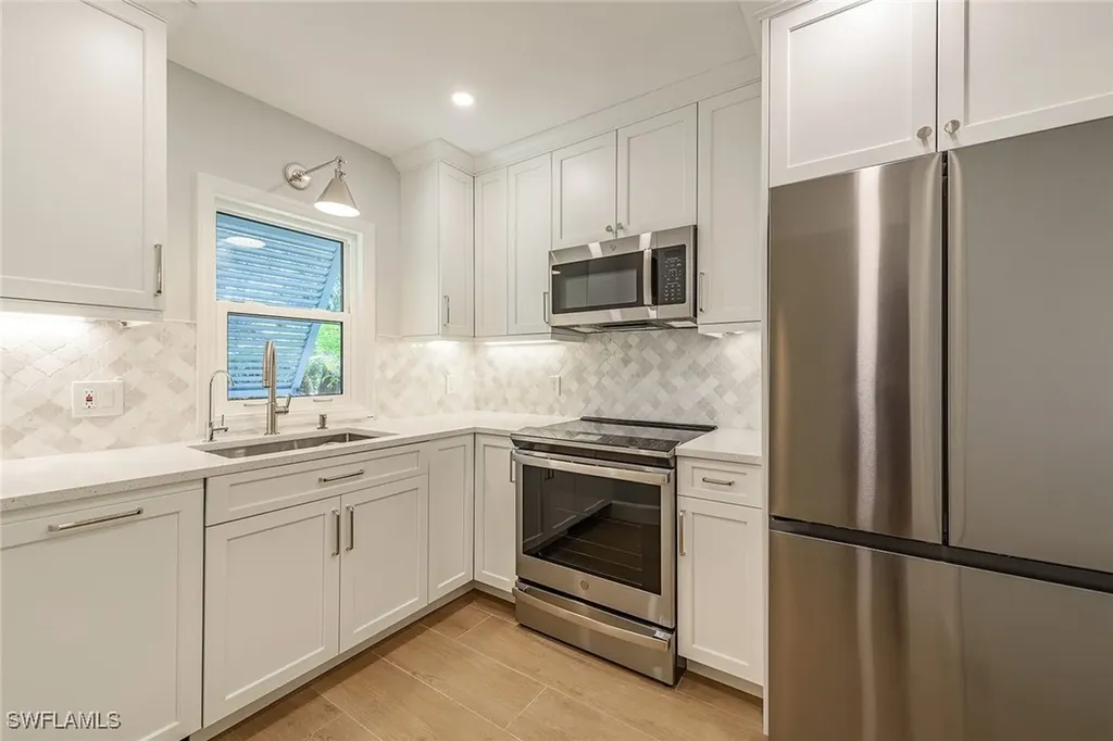 301 Ridge Drive Naples FL 34108
