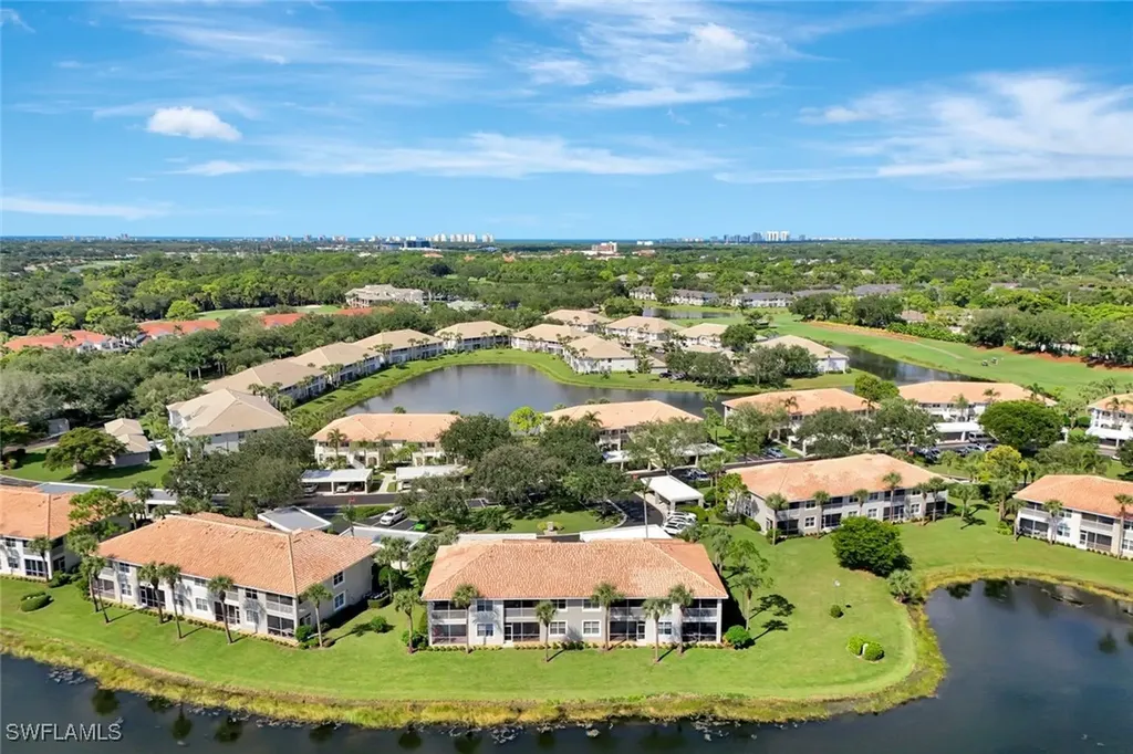 2300 Carrington Court Naples FL 34109