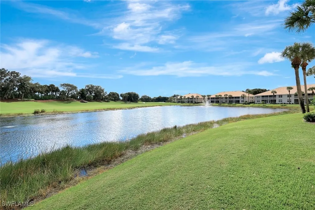 2300 Carrington Court Naples FL 34109
