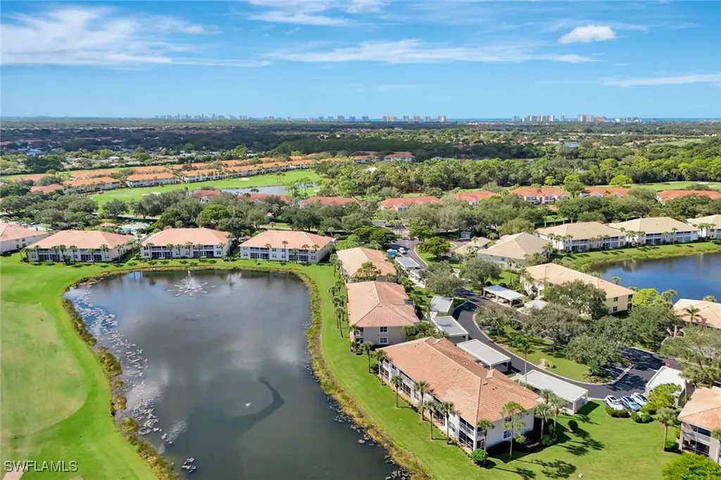 2300 Carrington Court Naples FL 34109