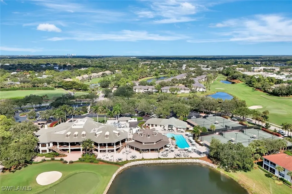 2300 Carrington Court Naples FL 34109