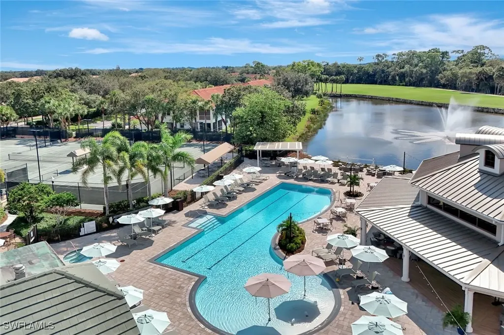 2300 Carrington Court Naples FL 34109