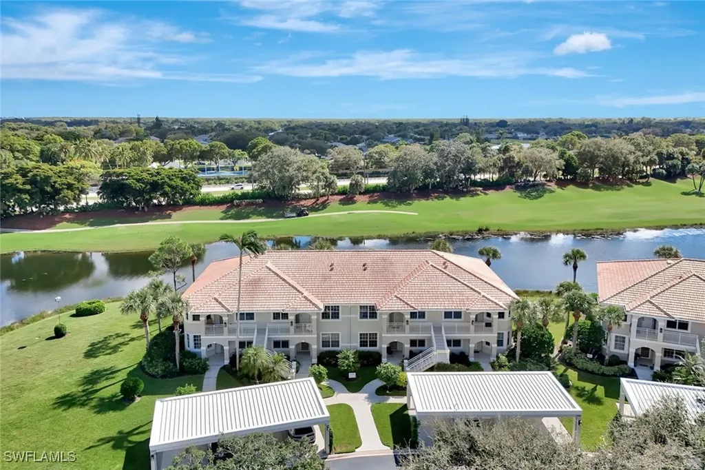 2300 Carrington Court Naples FL 34109